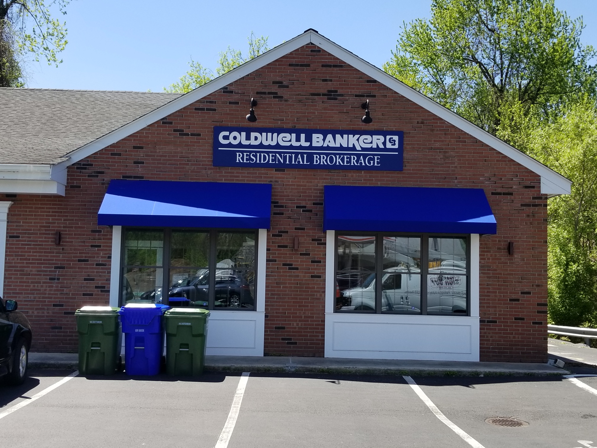 Coldwell Banker signs and awning 051118